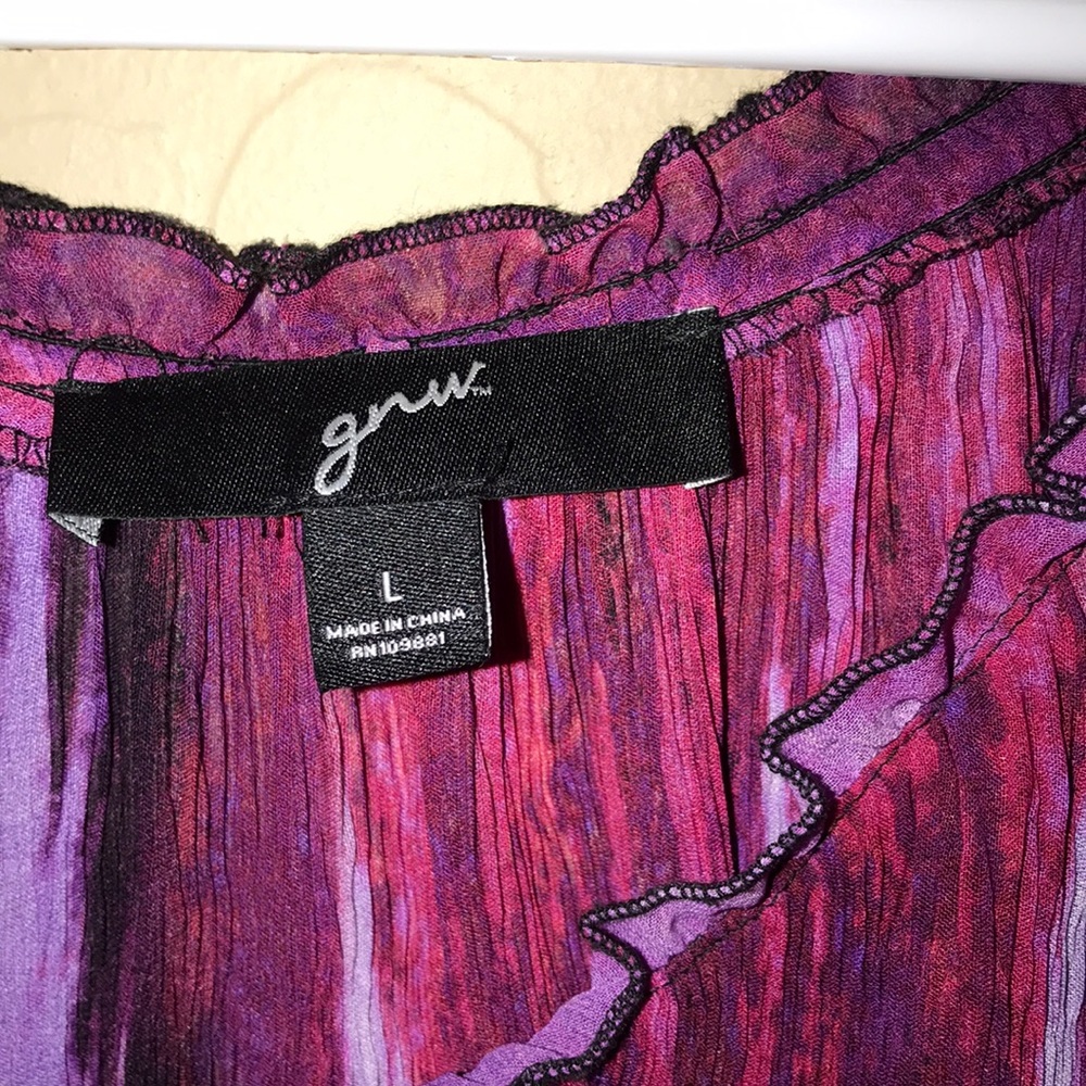 Top - Picture 3 of 4